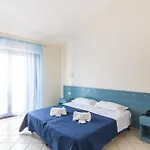 Apulia Baia Di Dino فندق 3*