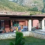 فندق Apulia Baia Di Dino 3*