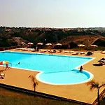 Apulia Baia Di Dino فندق