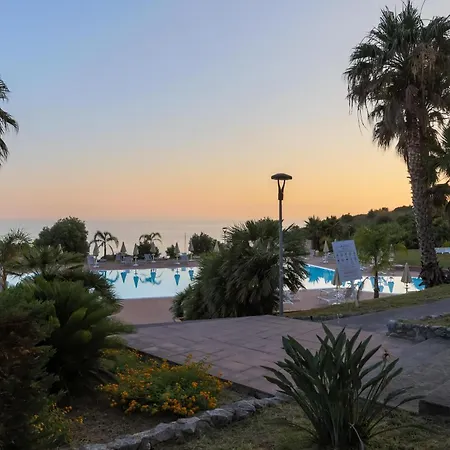Apulia Baia Di Dino 3* San Nicola Arcella