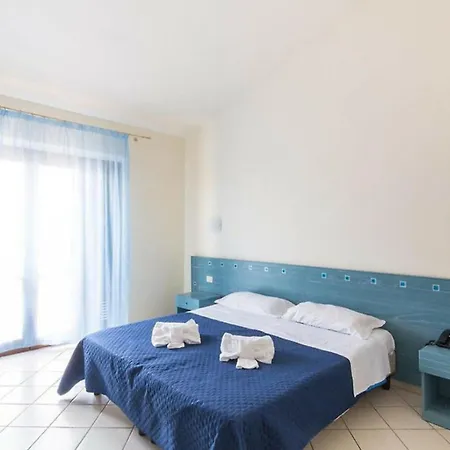 Apulia Baia Di Dino Hotel 3*
