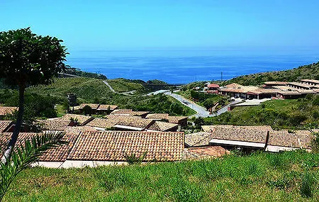 Apulia Baia Di Dino Hotel