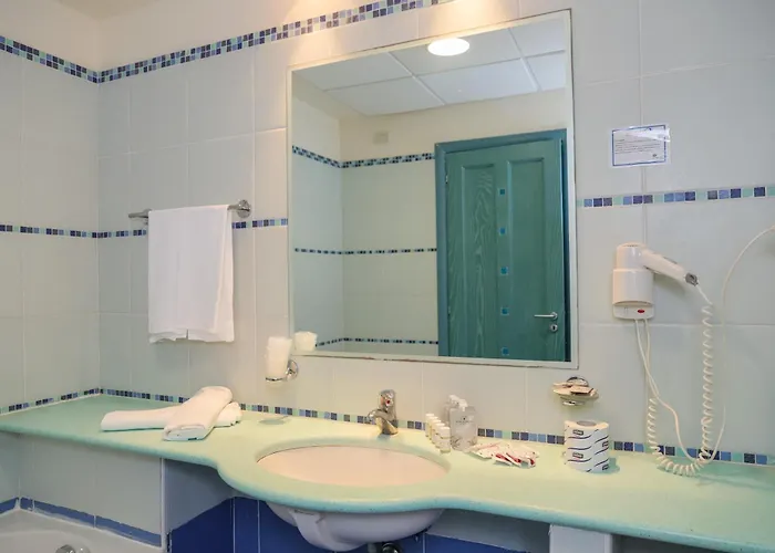 Apulia Baia Di Dino 圣尼科拉阿尔切拉